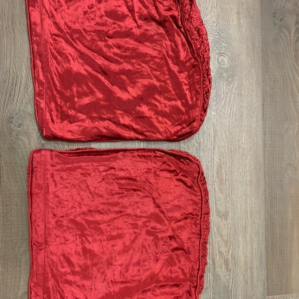 Red Throw Pillows - Picture 7 of 10